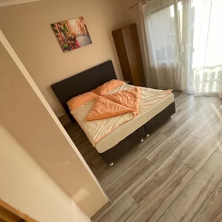 Renata Tatil Evi Siofok